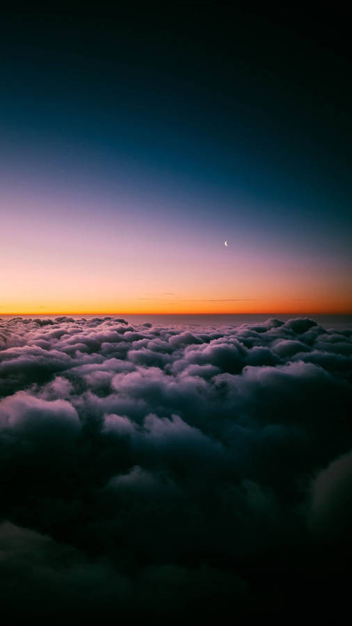 Fundode tela do céu ao entardecer.