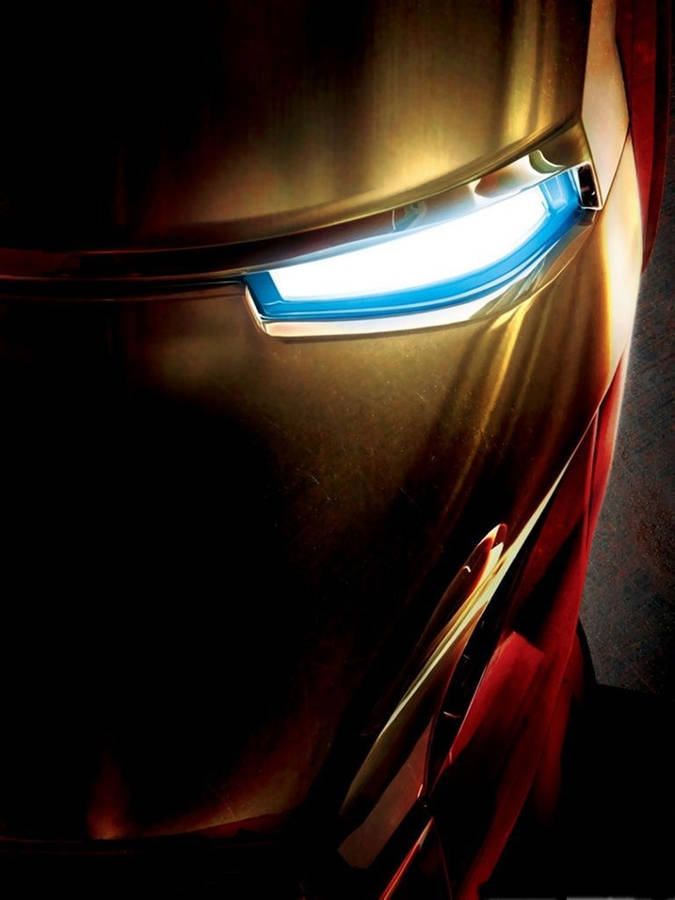 Iron Man 4K iPhone Gold Helm Tapet: Et billede af et imponerende 4K opløsning guldironsmanhjelm til iPhone.