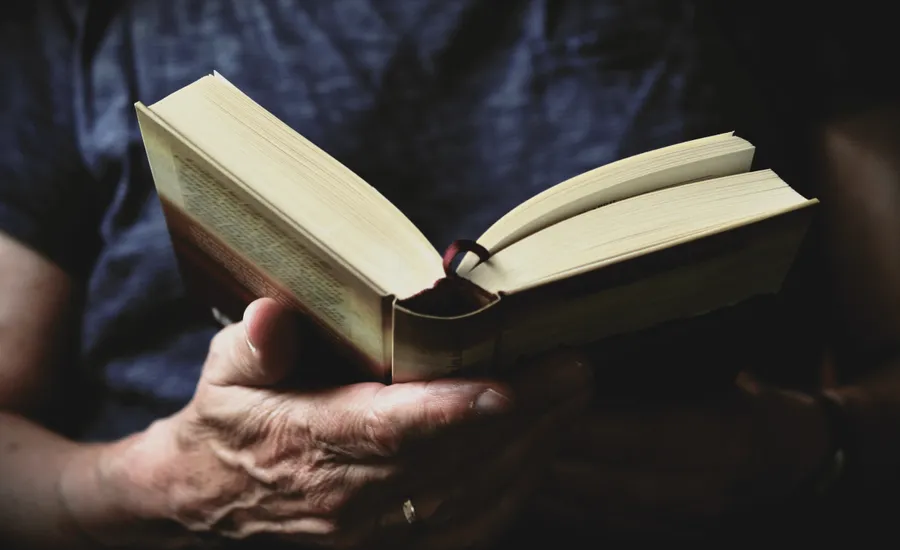 Reading background