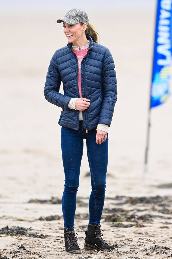 kate middleton blue puffer jacket