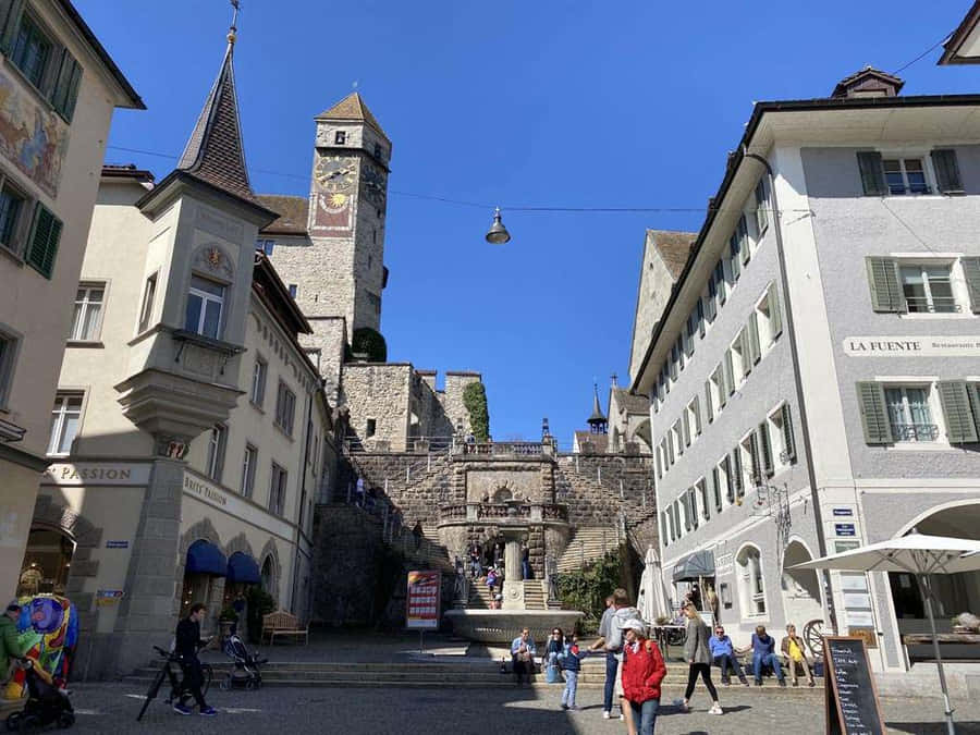 Deslumbrante Pôr do Sol sobre Rapperswil-Jona