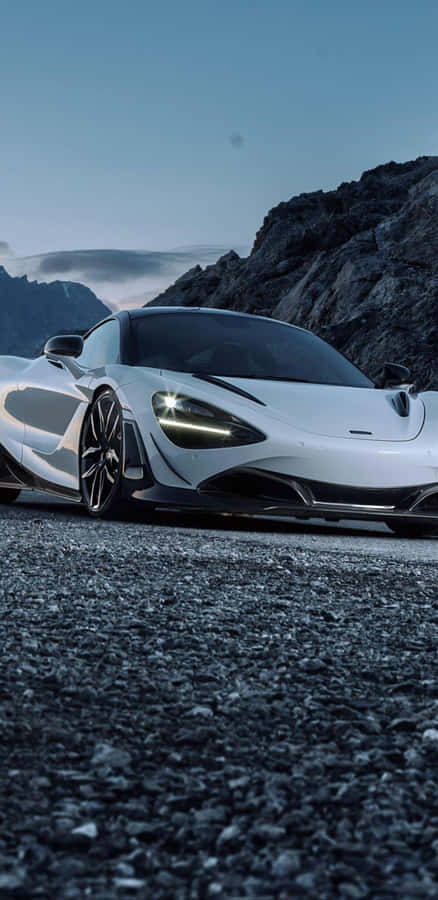 Fundode tela retrato do carro esportivo McLaren 720s para Pixel 3XL.