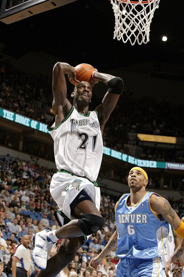 Download Kevin Garnett Shooting The Ball Wallpaper 