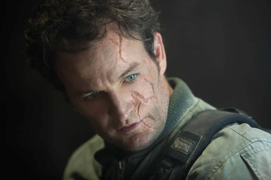 Attore Intenso Jason Clarke