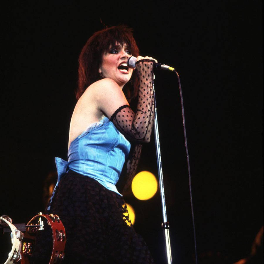 Download Linda Ronstadt Music Career Wallpaper | Wallpapers.com