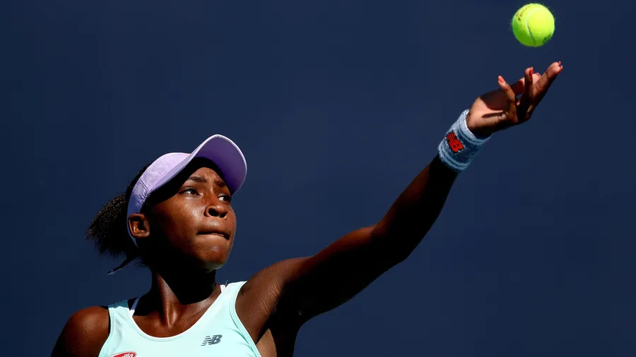 Coco Gauff Serving