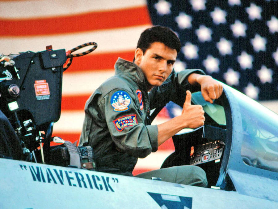 Download Lt. Pete Maverick Mitchell Wallpaper | Wallpapers.com