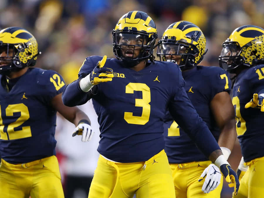 Rashan Gary Gioco di Football del Michigan