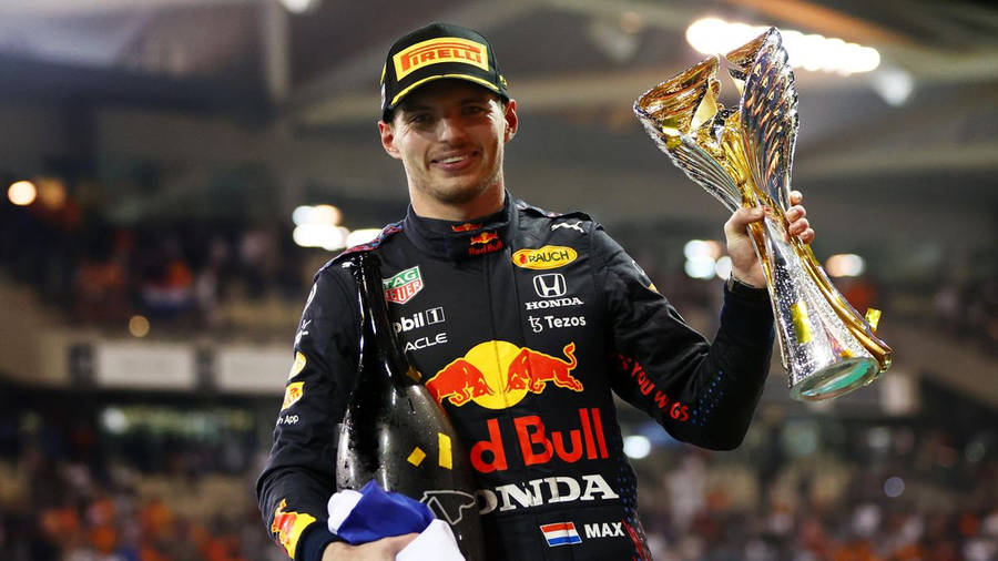 Download Max Verstappen Abu Dhabi Grand Prix Wallpaper | Wallpapers.com