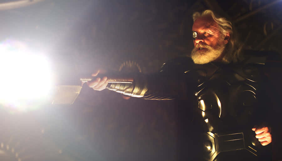 Odin, der Macht wieldet