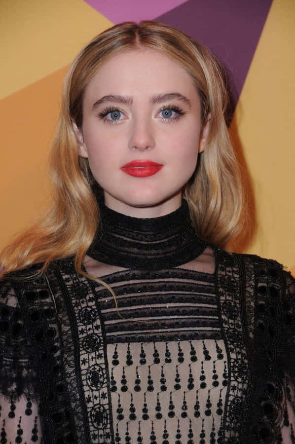 Kathryn Newton schwarzes Spitzen-Outfit