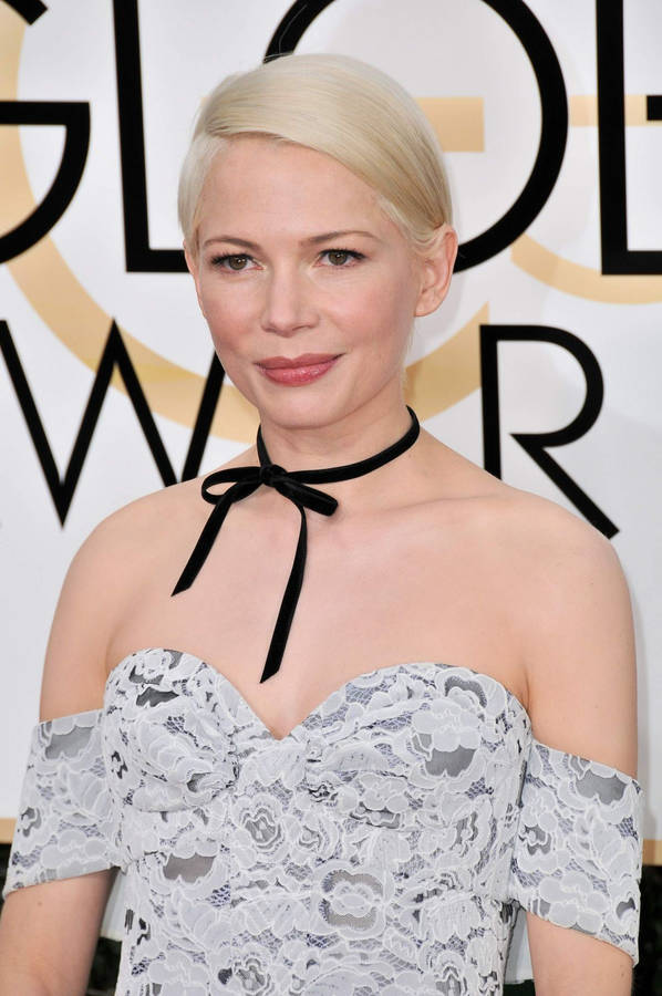 Download Michelle Williams 2017 Golden Globe Awards Wallpaper