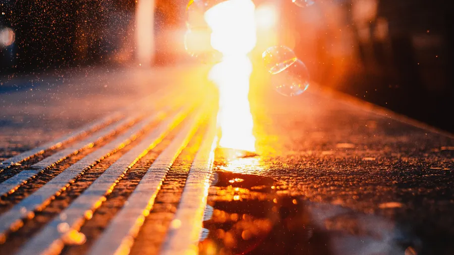 Neon Orange Sunlight Reflection wallpaper