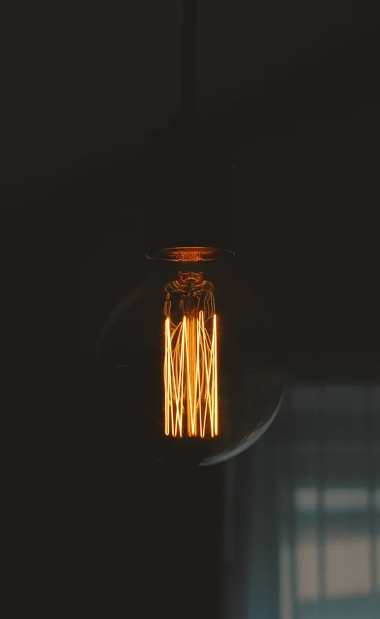 Light Bulb Oled iPhone