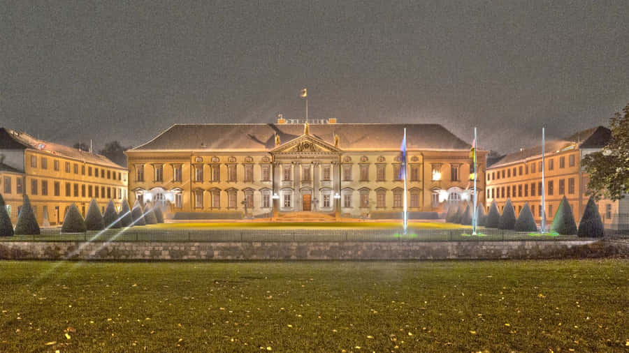 Presidential Palace Bellevue Palace Night