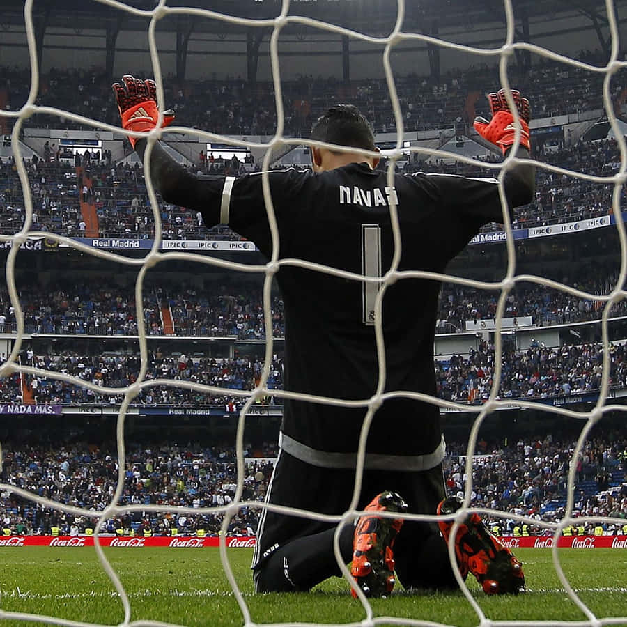 KeylorNavas in azione durante una partita di calcio