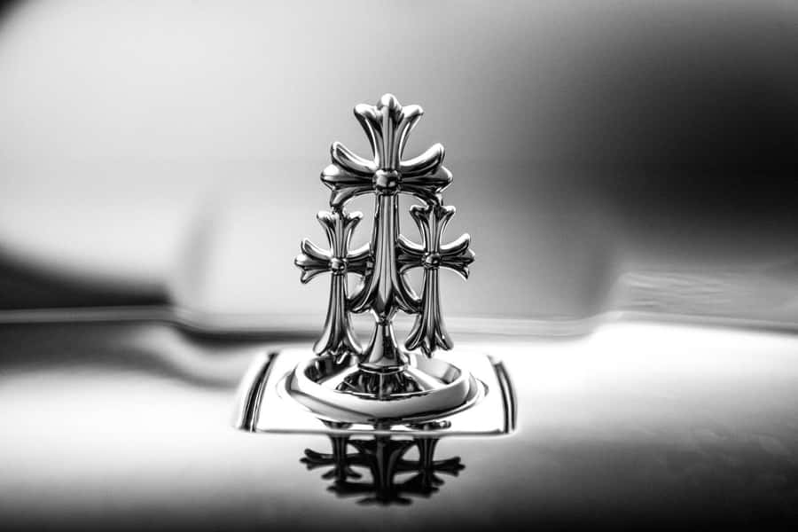 Kromkors Skulptur Reflektion