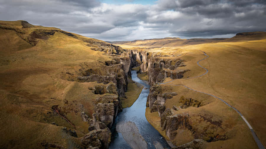 Majestætisk canyon flod udsigt 4K
