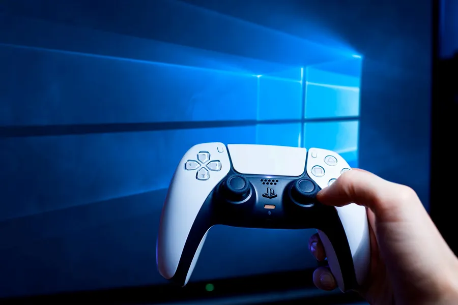 Ps5 Controller In Hand