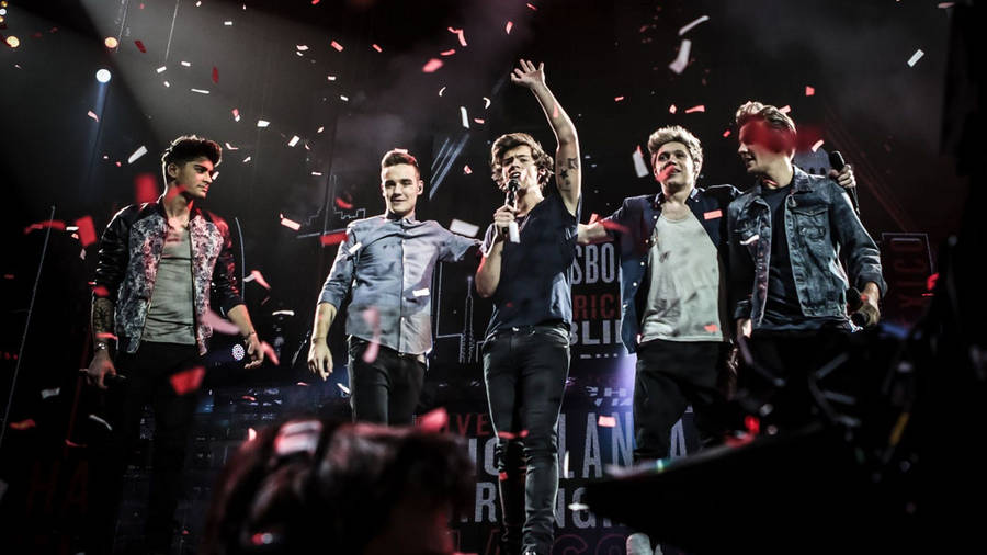 Download One Direction Live On Stage Wallpaper