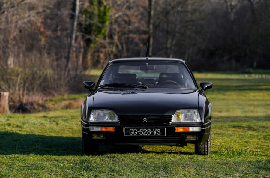 Citroen CX Vintage Parcheggiata all'Aperto
