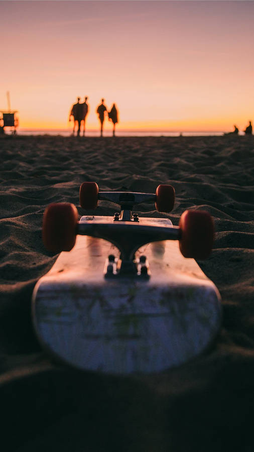 Æstetisk skateboard strand solnedgang design