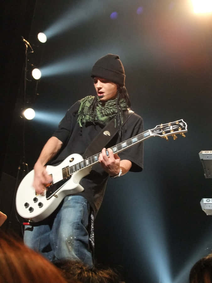 Guitarrista se Apresentando no Palco