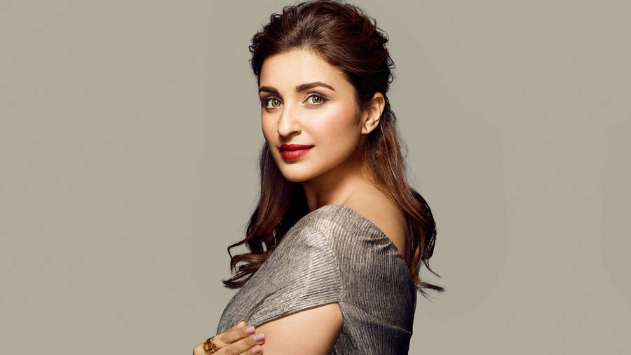 Download Parineeti Chopra Red Lipstick Wallpaper | Wallpapers.com