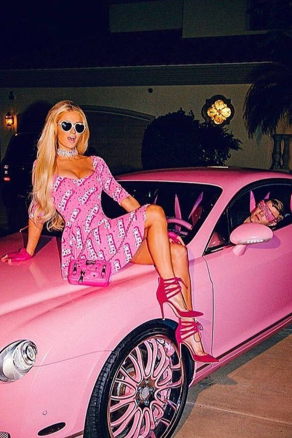 Download Paris Hilton Hot Pink Car Wallpaper | Wallpapers.com