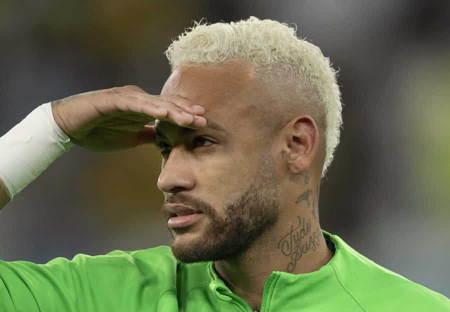 Neymar Barba e Acconciatura Bionda