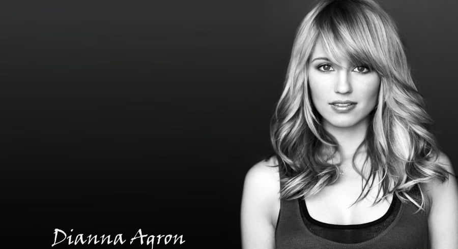DiannaAgron Wallpaper - 1920 x 1045