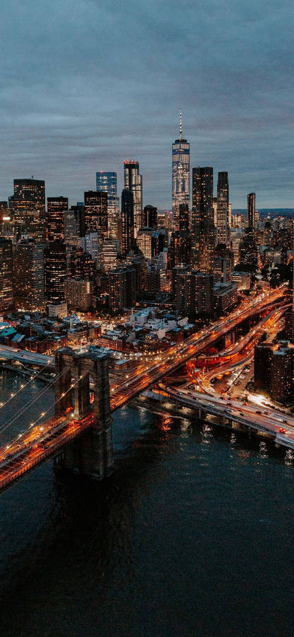 Puentede Brooklyn y edificios