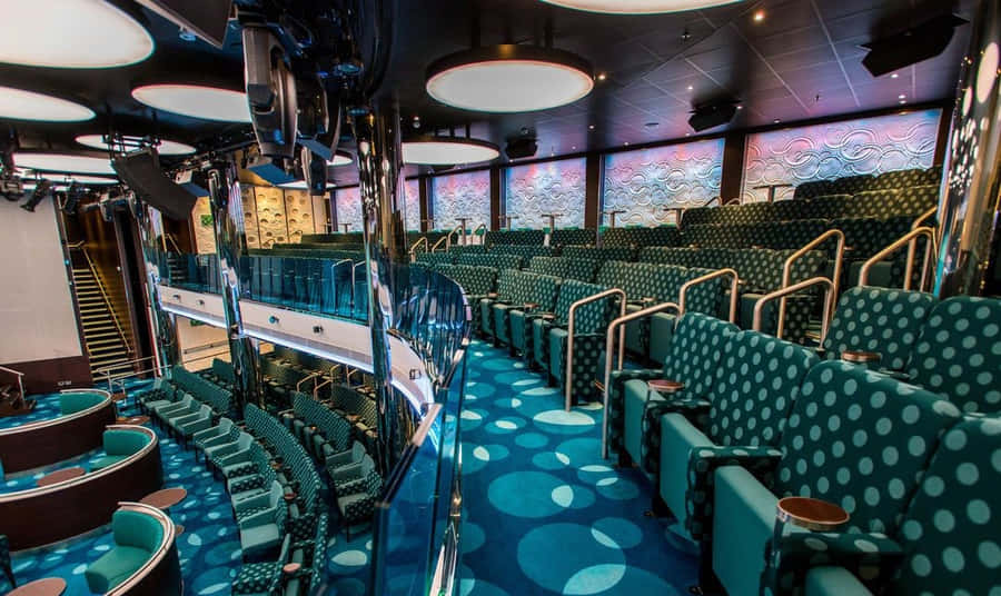 OplevMiddelhavet ombord på Carnival Vista!