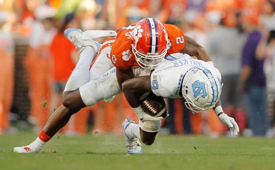 Intensiver College-Football-Tackle