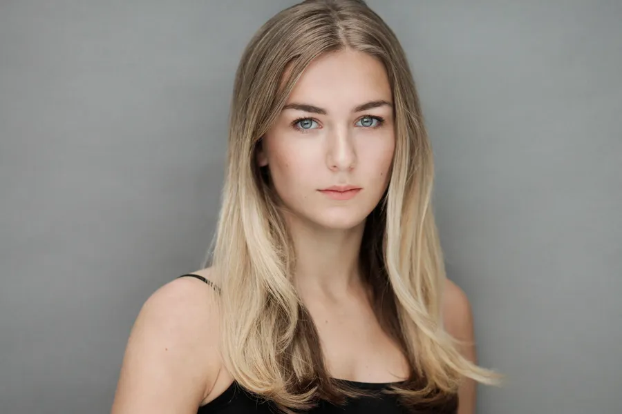 Actress background