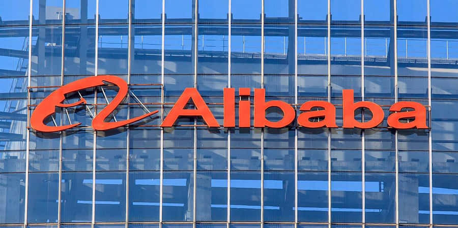 logotipodo Alibaba na lateral de um prédio