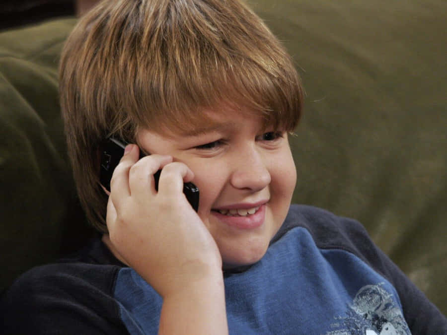 Angus T Jones Calling Scene Two And A Half Men