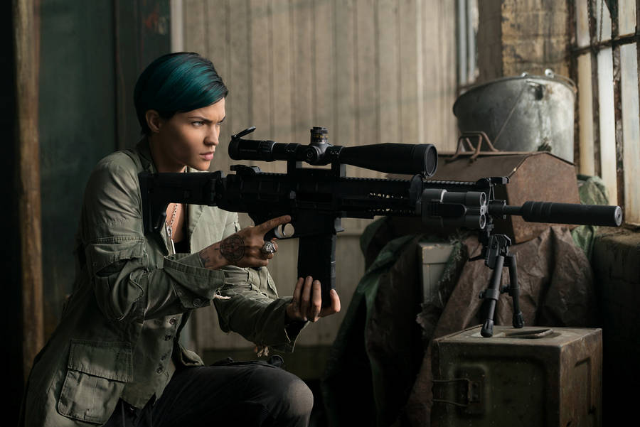 Comopapel de parede em computador ou celular: Ruby Rose como Adele Wolff.