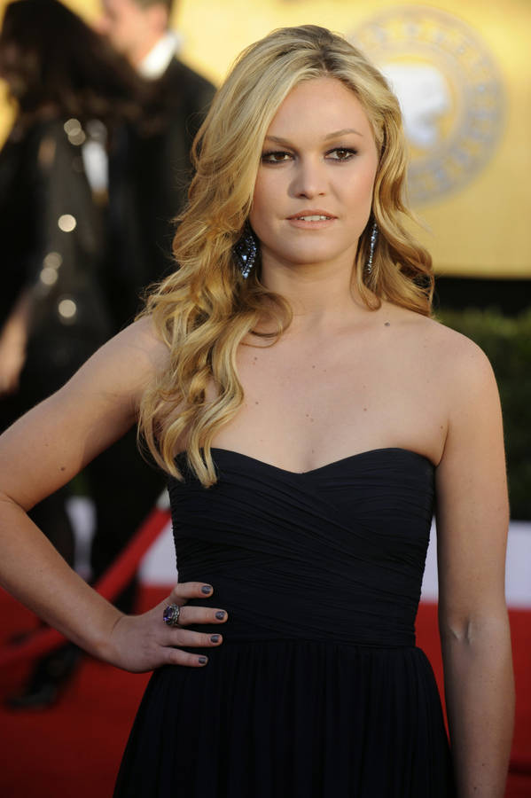 Download Sexy Photo Julia Stiles Wallpaper 