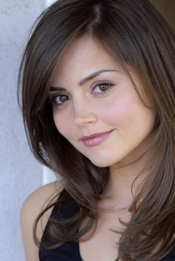 JennaColeman 1080 x 1613 Hintergrundbild