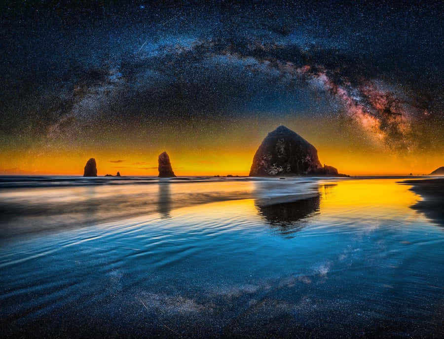 StenarHaystack Rock Beach Oregon.