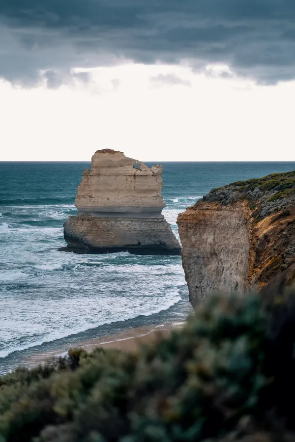 Limestone Stack Australia Iphone Background