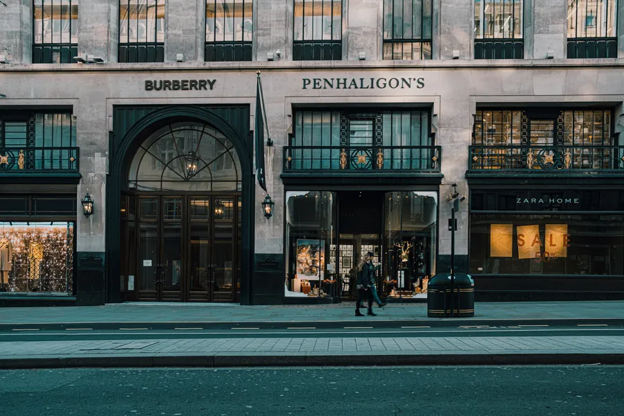 Burberry store sidewalk wallpaper