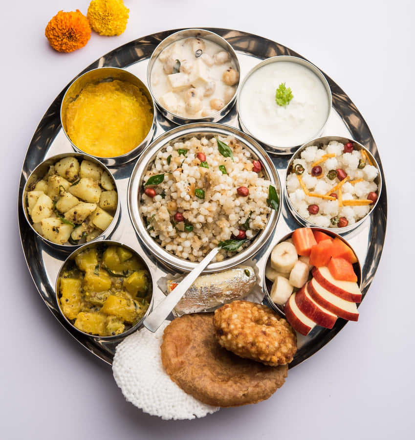 Variedade de Thali Vegetariano Indiano