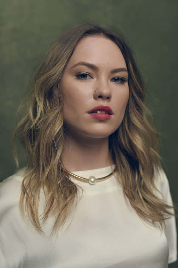 Elegant Porträtt Kvinna Pärlhalsband