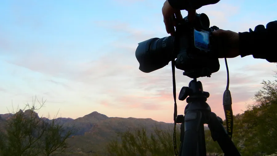 Camera by the mountains wallpaper