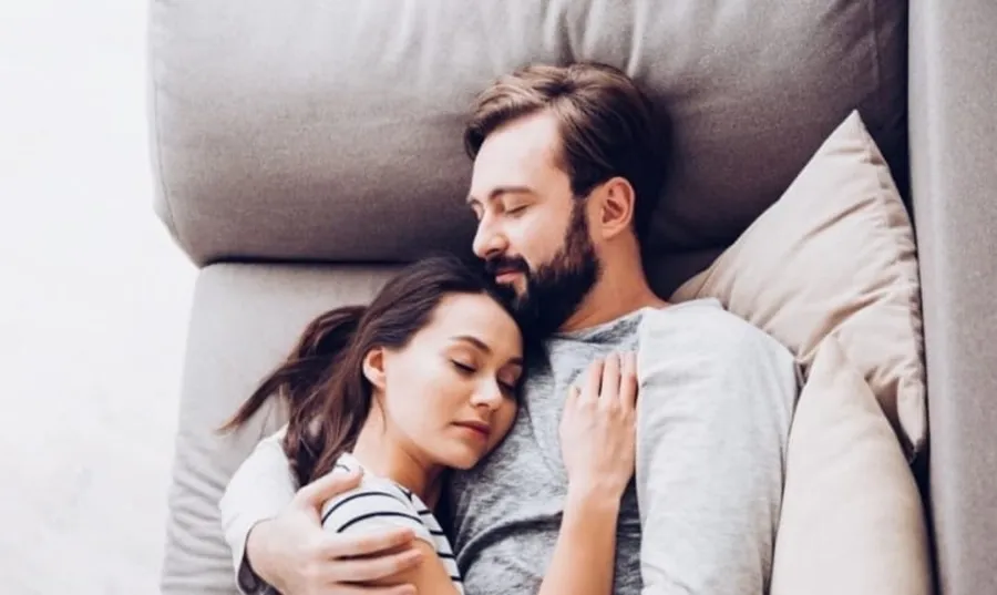 Cuddling Pictures