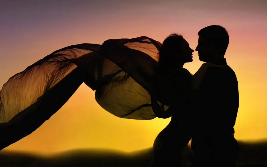 Romantic Love pictures