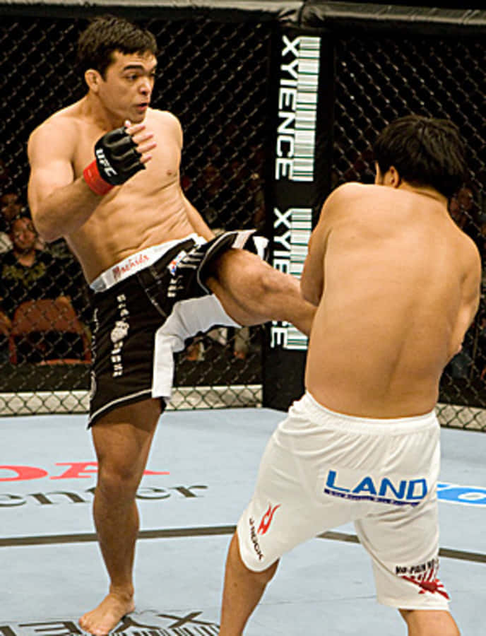 Lyoto Machida Kicking Off