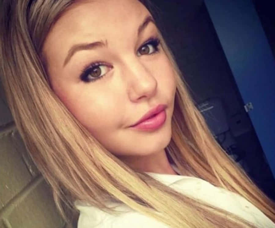 Bellaragazza dagli occhi castani
